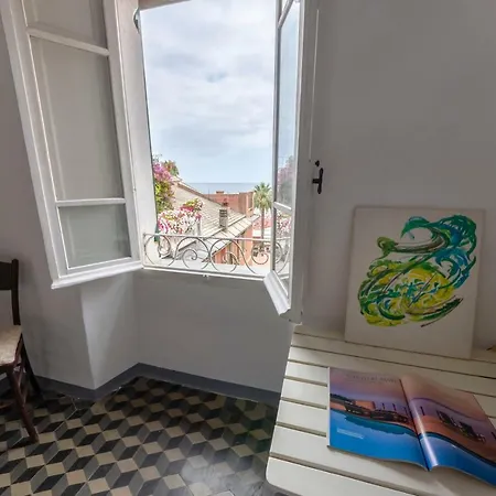Hintown A 20 Metri Dal Mare Apartment *
